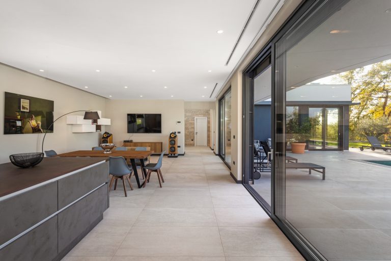 Wohn- und Essbereich Villa Orlando Kirmenjak